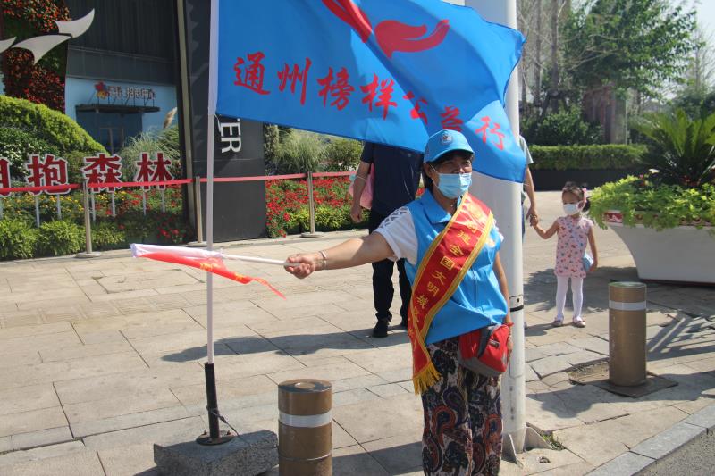 <strong>骚逼丝袜高跟草逼视频</strong>